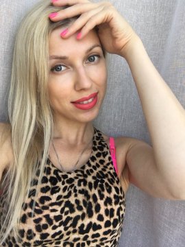 CountessPriya from Greater London,United Kingdom